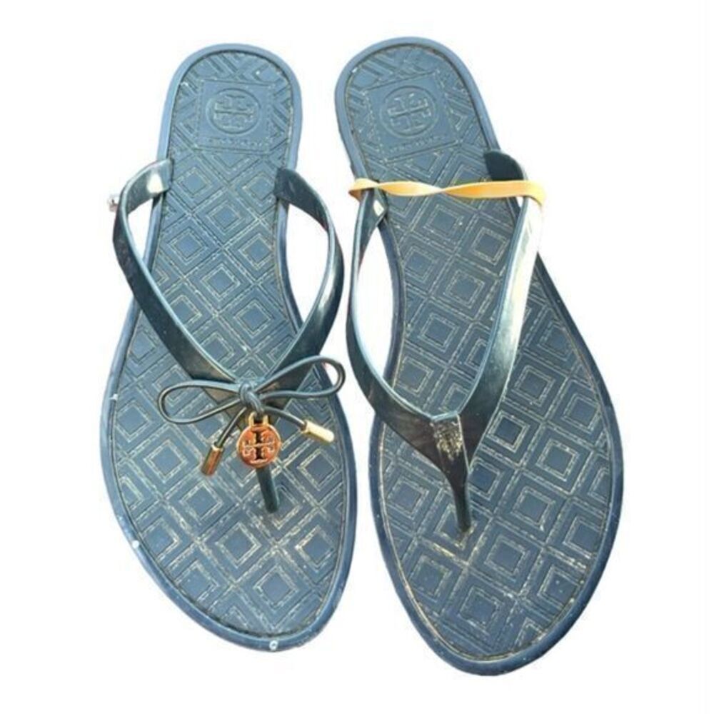 Tory Burch sandals size 7 used missing one logo